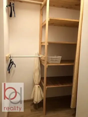 Pronájem bytu 1+kk, České Budějovice, Krčínova, 38 m2