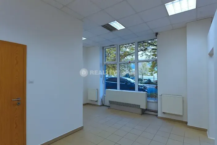 Pronájem obchodního prostoru, Strakonice, Jezerní, 120 m2
