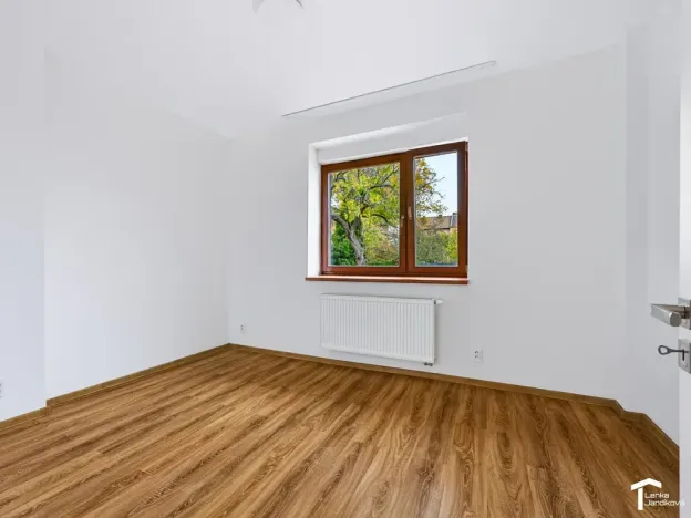 Pronájem bytu 2+kk, Pardubice - Zelené Předměstí, Češkova, 48 m2