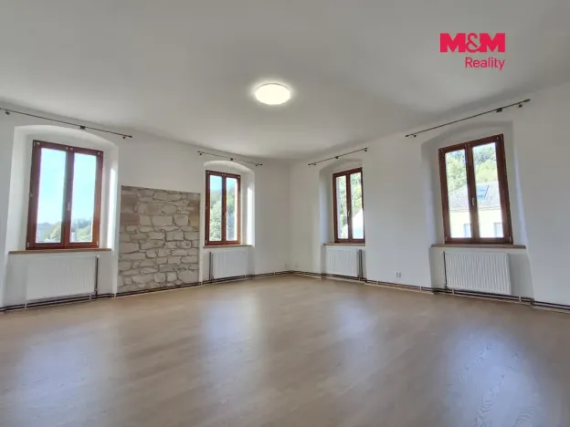 Pronájem bytu 3+1, Snědovice, 104 m2
