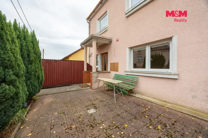 Prodej rodinného domu, Domažlice - Týnské Předměstí, Vrchlického, 97 m2