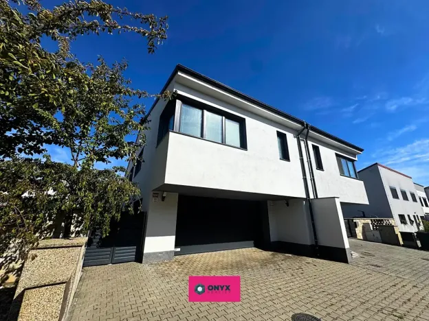Prodej rodinného domu, Rousínov, Sadová, 250 m2