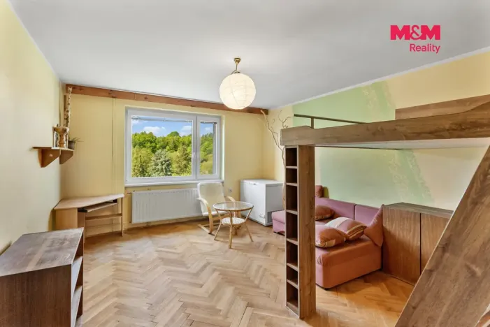 Prodej bytu 3+1, Rovensko pod Troskami, Tyršova, 66 m2