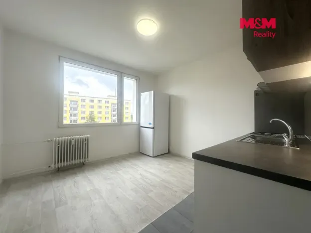 Pronájem bytu 1+1, Chomutov, Písečná, 36 m2