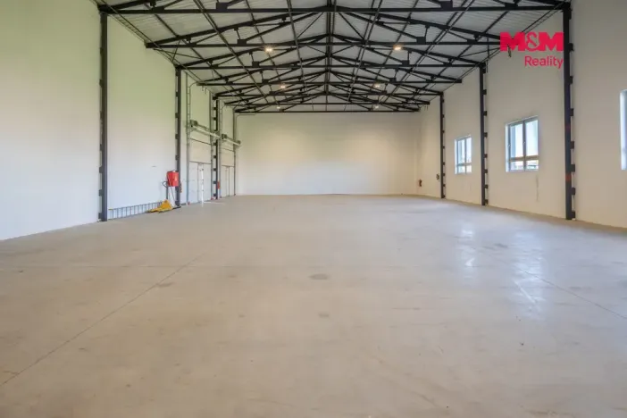 Pronájem skladu, Radošovice, 446 m2