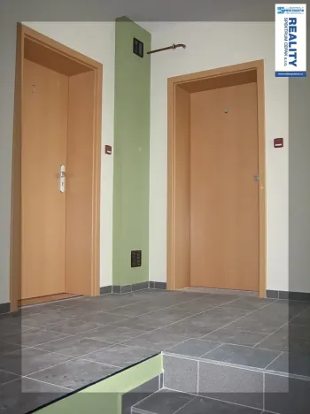 Pronájem bytu 1+kk, České Budějovice, J. Š. Baara, 34 m2