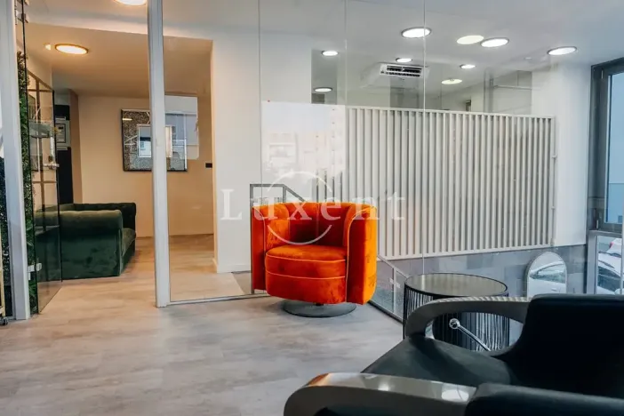 Pronájem obchodního prostoru, Praha - Žižkov, Jeseniova, 105 m2