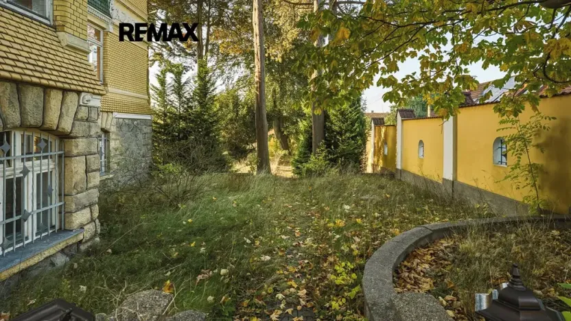 Prodej vily, Nový Bor, Lidická, 677 m2