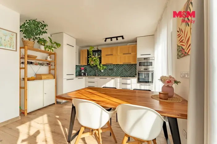 Pronájem rodinného domu, Bezno, Na Výsluní, 92 m2