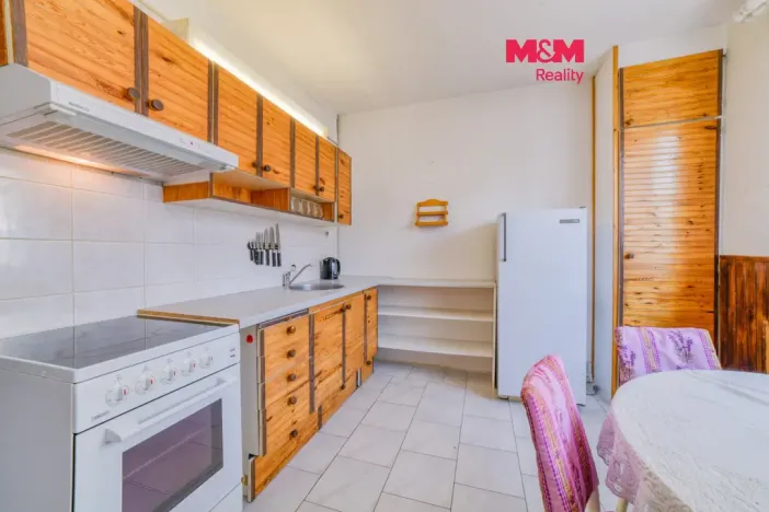 Prodej bytu 2+1, Toužim, Na Zámecké, 65 m2