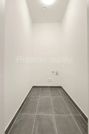 Pronájem bytu 4+kk, Praha - Kbely, Sedlářova, 91 m2