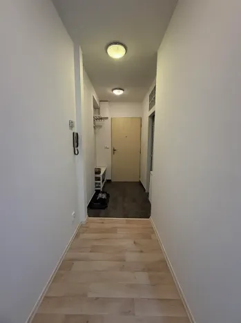 Pronájem bytu 2+kk, Praha - Braník, Pod svahem, 44 m2