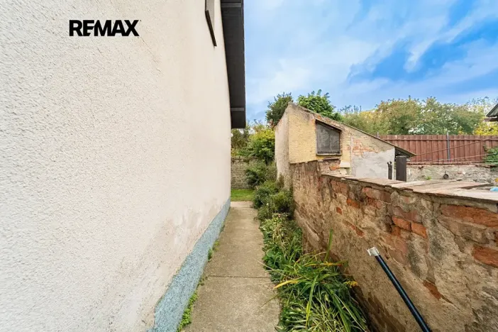 Prodej rodinného domu, Křenice, Hlavní, 52 m2