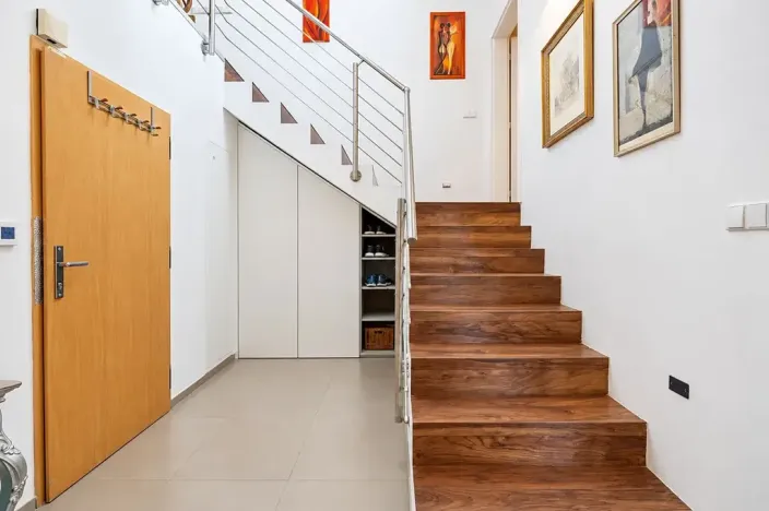 Prodej bytu 4+kk, Průhonice, Na Michovkách II, 96 m2