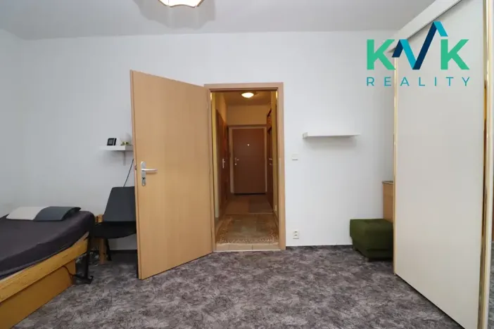 Pronájem bytu 2+kk, Karlovy Vary, Kryzánkova, 55 m2