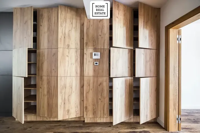 Prodej bytu 2+kk, Karlovy Vary, Šumavská, 75 m2