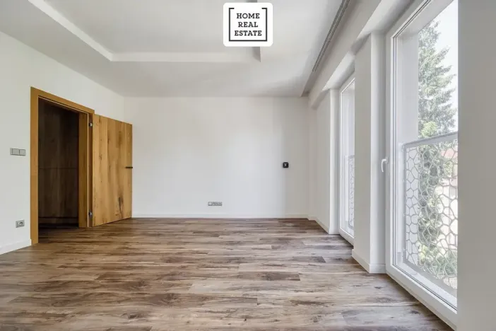 Prodej bytu 2+kk, Karlovy Vary, Šumavská, 75 m2