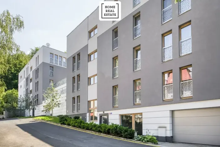 Prodej bytu 2+kk, Karlovy Vary, Šumavská, 75 m2