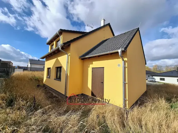 Prodej rodinného domu, Kladruby, Návětrná, 120 m2