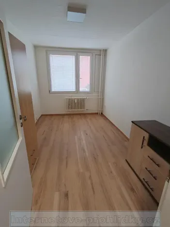 Pronájem bytu 2+kk, Kladno, 48 m2