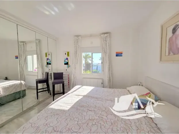Prodej bytu 4+kk, Manilva, Španělsko, 92 m2