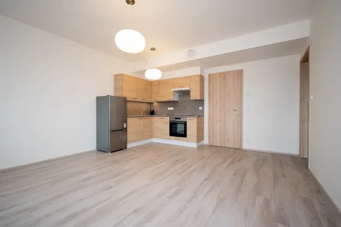 Pronájem bytu 2+kk, Praha - Holešovice, Jankovcova, 44 m2