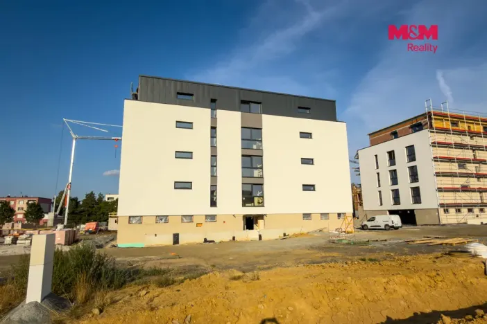 Prodej bytu 1+kk, Rokycany, Vysoký průhon, 50 m2