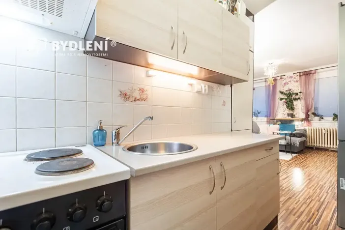 Prodej bytu 1+kk, Teplice, Unčínská, 31 m2
