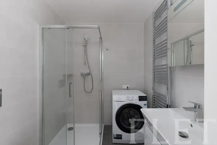 Pronájem bytu 2+kk, Praha - Řeporyje, Haenkeho, 47 m2