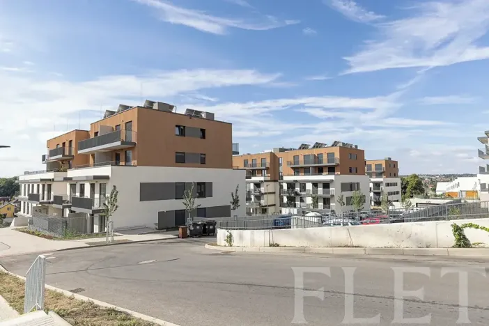 Pronájem bytu 2+kk, Praha - Řeporyje, Haenkeho, 47 m2