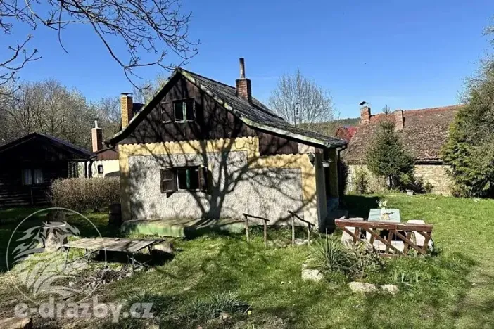 Dražba chaty, Soutice, 40 m2