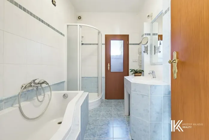 Prodej ubytování, Hrochův Týnec, 356 m2