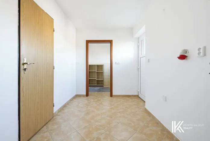 Prodej ubytování, Hrochův Týnec, 356 m2