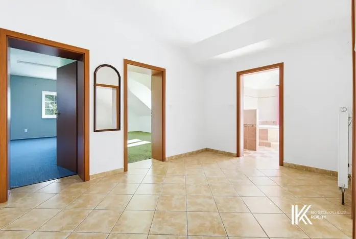Prodej ubytování, Hrochův Týnec, 356 m2