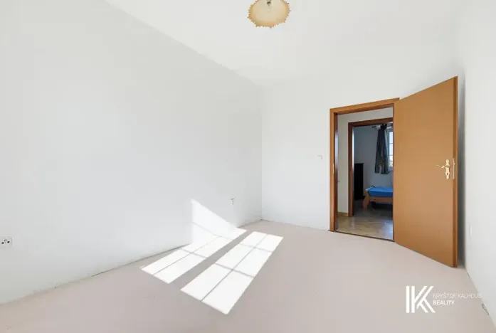 Prodej rodinného domu, Hrochův Týnec, 356 m2
