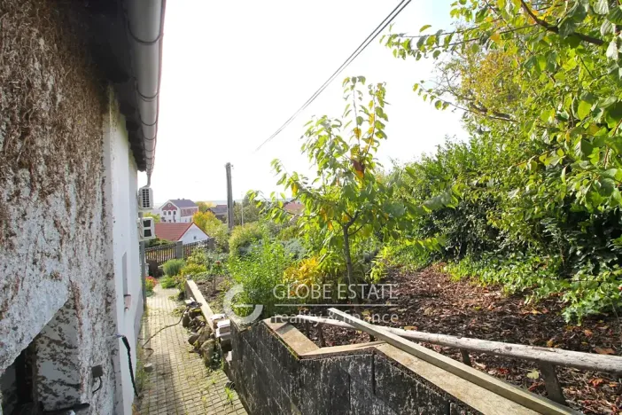 Prodej rodinného domu, Vinařice, 230 m2