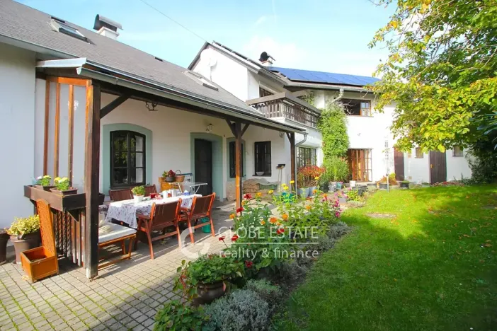 Prodej rodinného domu, Vinařice, 230 m2