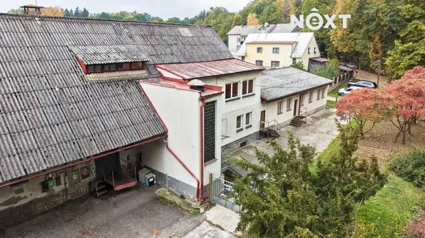 Prodej obchodního prostoru, Jindřichův Hradec, 9726 m2