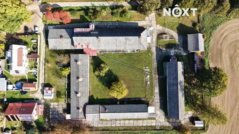 Prodej výrobních prostor, Jindřichův Hradec, 9726 m2