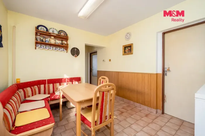 Prodej rodinného domu, Výrov - Hadačka, 662 m2