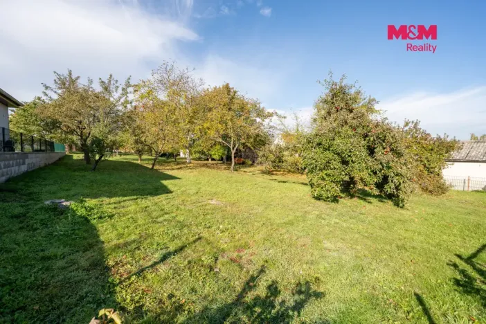 Prodej rodinného domu, Výrov - Hadačka, 662 m2
