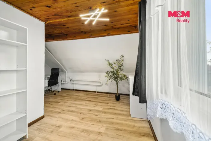 Prodej rodinného domu, Rožďalovice, Spojovací, 257 m2