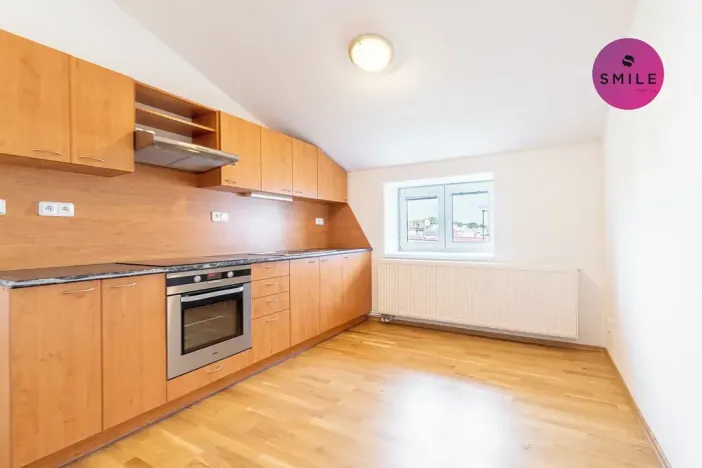 Pronájem ordinace, Ostrava, Ocelářská, 300 m2