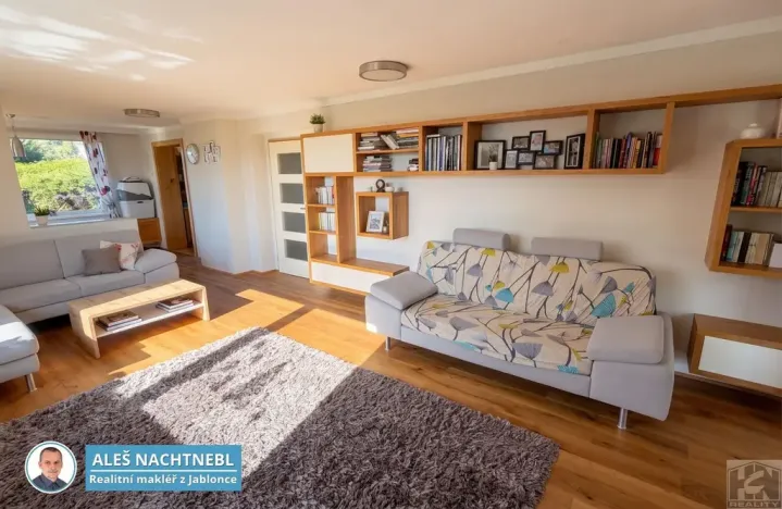 Prodej rodinného domu, Zásada, 279 m2