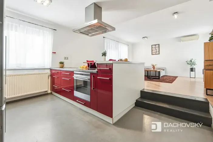 Prodej bytu 3+kk, Chrudim, Resselovo náměstí, 90 m2