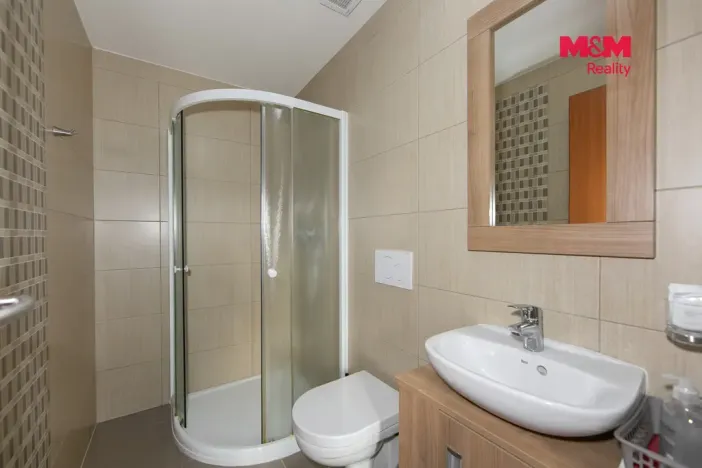 Prodej ubytování, Kladruby, Husova, 900 m2