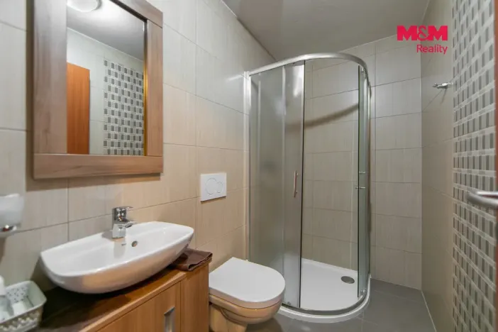 Prodej ubytování, Kladruby, Husova, 900 m2