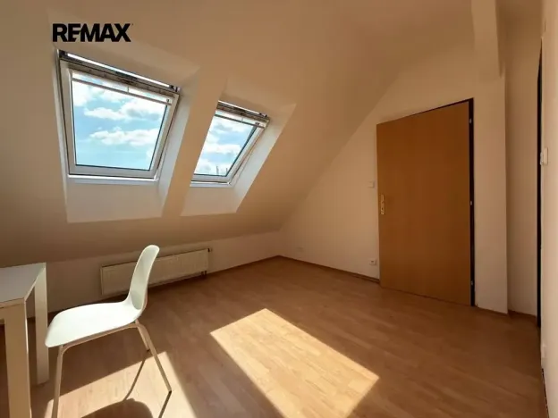 Pronájem bytu 2+kk, Praha - Dejvice, Koulova, 43 m2