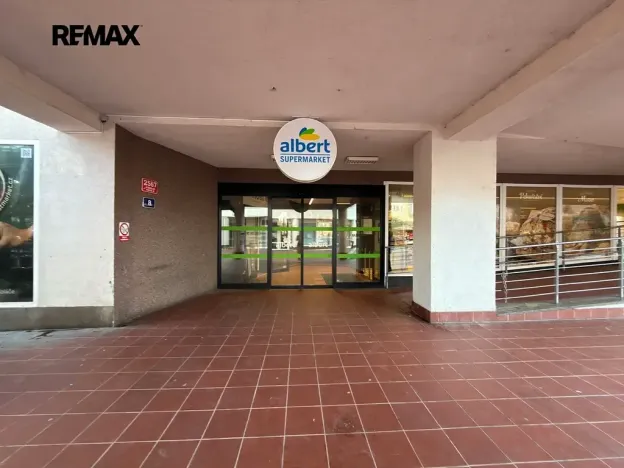 Pronájem restaurace, Praha - Stodůlky, Sluneční náměstí, 105 m2