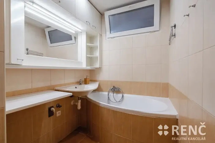 Pronájem bytu 3+1, Brno, Běly Pažoutové, 74 m2